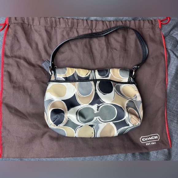 Coach | Mini Ashley Signature Satin Scarf Print | short & long strap | Crossbody - Picture 4 of 16